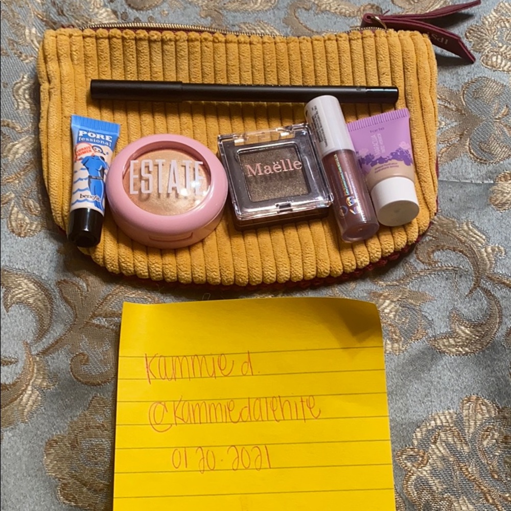 November Ipsy Glam Bag with Items!